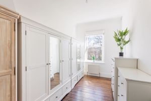 Photo 8- click for photo gallery